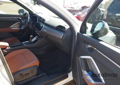 2022 Audi Q3 Premium Plus 40 Tfsi Quattro Tiptronic z USA, uszkodzony, nr VIN WA1BUDF3XN1112824